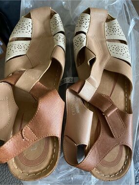 Ladies Sandals